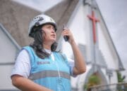 Senyum Fani, Srikandi PLN Penjaga Cahaya Perayaan Natal dan Tahun Baru