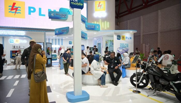 Rekor Baru! PLN Catat Ribuan Transaksi EV di IIMS 2025