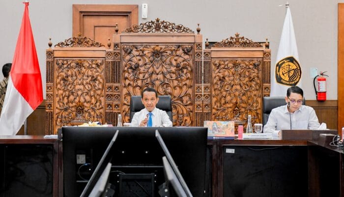 Pimpin Sidang DEN, Menteri ESDM Bahas Percepatan Pembangunan PLTN