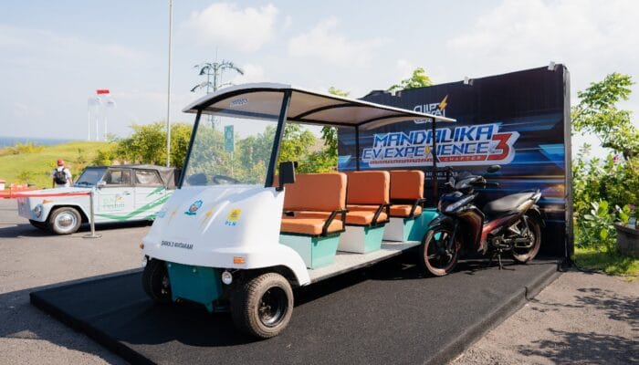 Molis SMKN 3 Mataram Tampil di EV Experience Chapter 3 Mandalika, Bukti Kesiapan NTB Menuju Transisi Energi