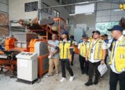 Dukung Pengelolaan Sampah Kota Bandung, Wamen Diana Tinjau TPST Tegallega dan TPST Cicukang Holis