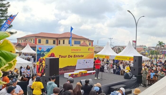 Peserta Tour De EnTeTe Disambut di Manggarai, Bupati Sampaikan Pesan Penting