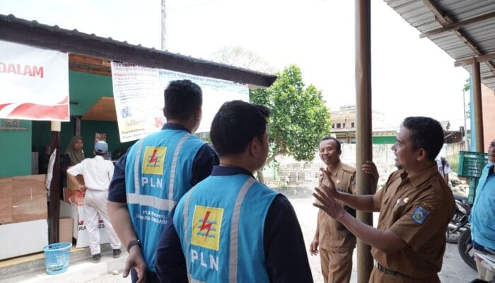 Lewat Program TJSL, PLN Hadirkan Kantin Sekolah Layak di SMKN 2 Lembar dengan Batako FABA