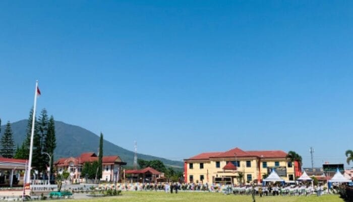 Bupati Hery Nabit Sampaikan Empat Pesan Panglima TNI di HUT TNI ke-80