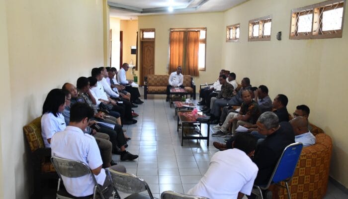 Menanggapi Desakan DPRD, Wabup Fabi Abu Pastikan Penanganan Cepat Kasus Rabies di Manggarai