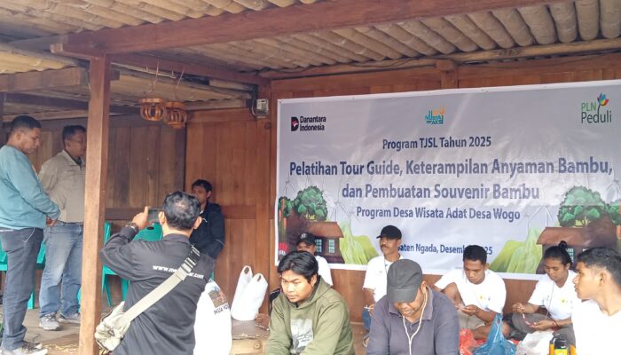 Lewat Program TJSL, PLN UIP Nusra Fasilitasi Pengembangan Kerajinan Bambu di Desa Wogo