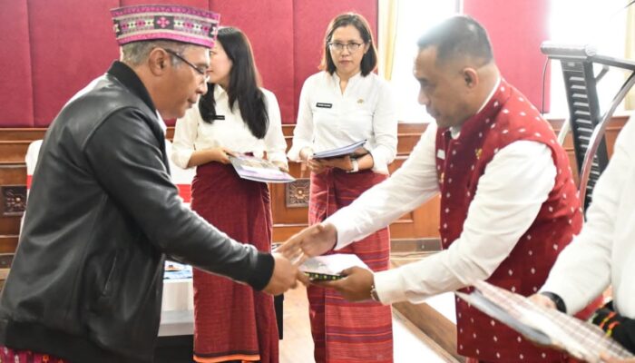 Serahkan DPA 2026, Bupati Manggarai Dorong Percepatan Belanja Daerah