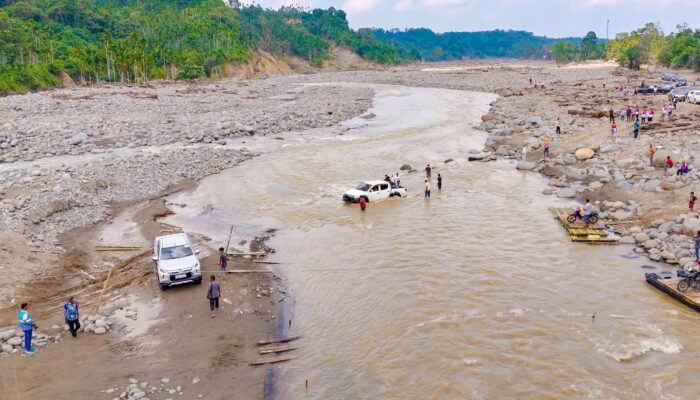 PLN Distribusikan Bantuan 1.000 Genset Kementerian ESDM, Bangkitkan Semangat Warga Aceh Pascabencana