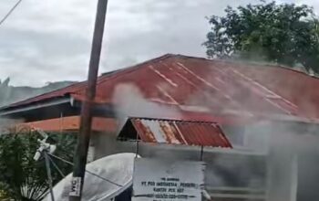 Kantor Pos Reo Terbakar, Diduga Korsleting Alat Eletronik di Meja Kasir