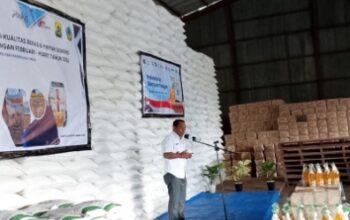 Penyaluran Bantuan Pangan CPP, Bupati Hery Nabit: Wujud Nyata Kehadiran Pemerintah