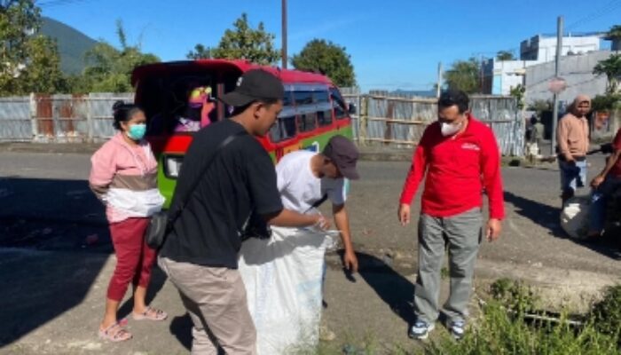 Gelar Kerja Bakti, Bupati Hery Nabit Ajak ASN Jadi Pelopor Kebersihan