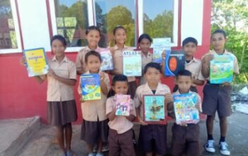 PLN Perkuat Pendidikan di Sekitar PLTP Ulumbu Lewat Renovasi Perpustakaan Sekolah