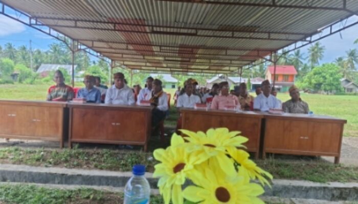 Sosialisasi Air Bersih di Reok Barat, Aven Mbejak: Ini Menjadi Harapan Bersama