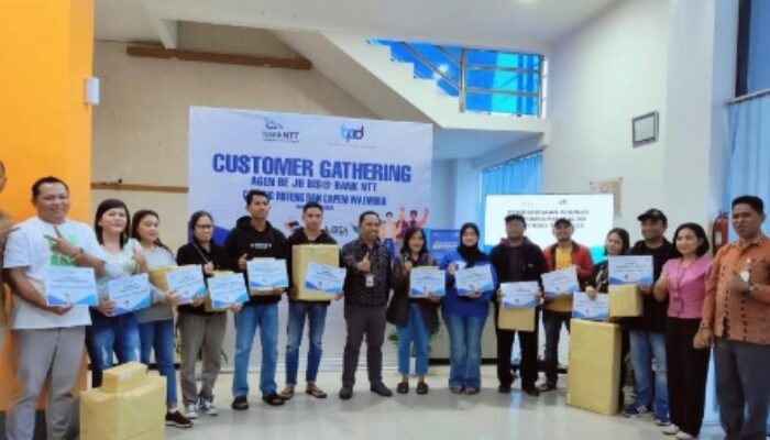 Perluas Layanan hingga Desa, Bank NTT Cabang Ruteng Beri Penghargaan Agen Terbaik