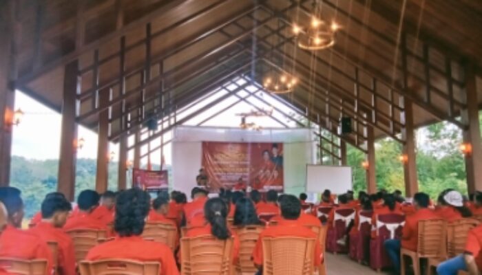 Konsolidasi Besar PDIP NTT, Ratusan PAC Manggarai Timur Resmi Dilantik