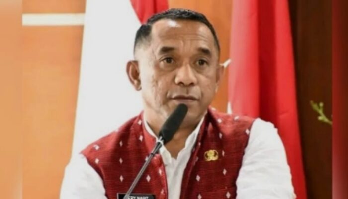 Bupati Hery Nabit Apresiasi PLN UIP Nusra atas Pembangunan Ruang Kelas SDN Ara