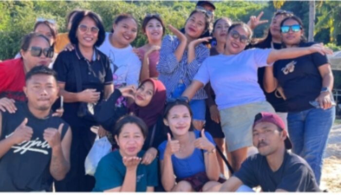 Peringati Hari Lahir Pancasila, SPPG Manggarai Reok Wangkung Gelar Aksi Bersih Pantai Torong Besi