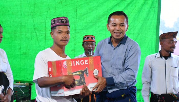 Pemprov NTT Perkuat Kreativitas dan Kewirausahaan Pemuda di Desa Lolang, Manggarai
