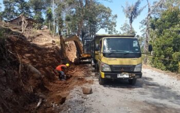 PLN Buka Peluang Kerja bagi Masyarakat Lokal dalam Pembangunan Akses Jalan PLTP Ulumbu Unit 5
