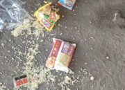 Kades Golo Lijun Minta Maaf Usai Video Warga Injak Bantuan Mie Viral