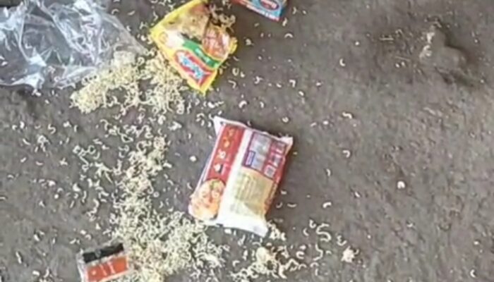 Kades Golo Lijun Minta Maaf Usai Video Warga Injak Bantuan Mie Viral