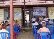 Reses di Ulungali, Boni Burhanus Serahkan Bantuan Rp10 Juta untuk Perbaikan Irigasi Wae Mantar